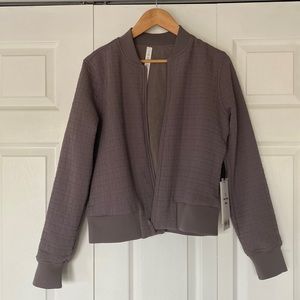 NWT Reversible lululemon Serene Travel Bomber